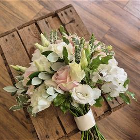 fwthumbHighdown Vineyard Bride's Bouquet.jpg